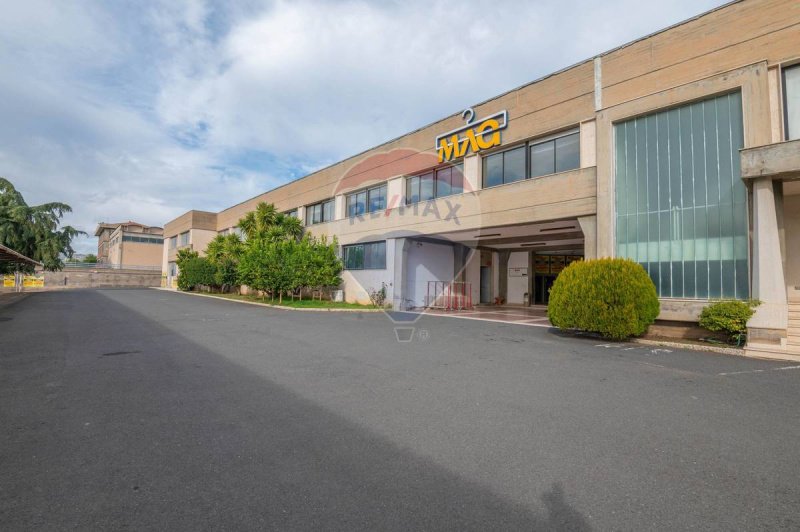 Edifício comercial em Caltagirone