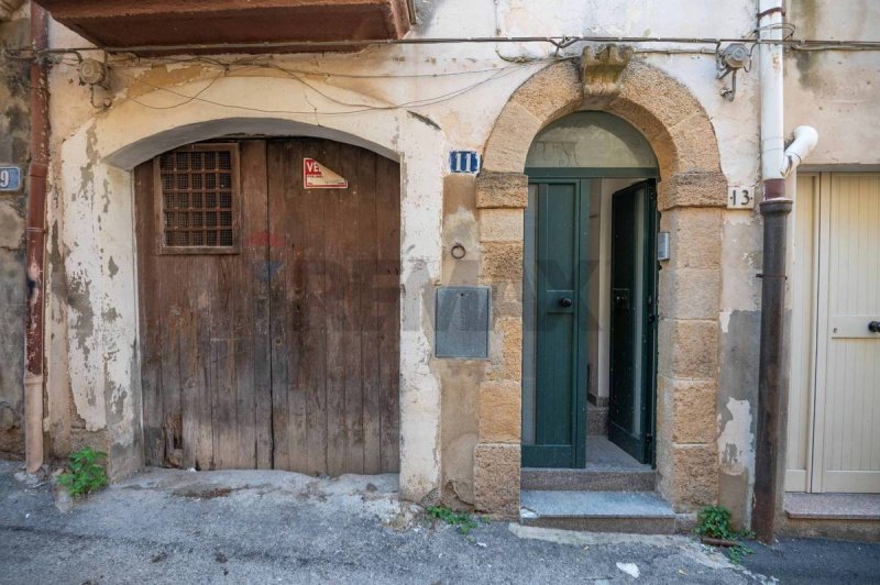 Casa indipendente a Caltagirone