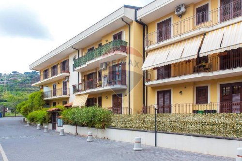 Appartement à Aci Catena