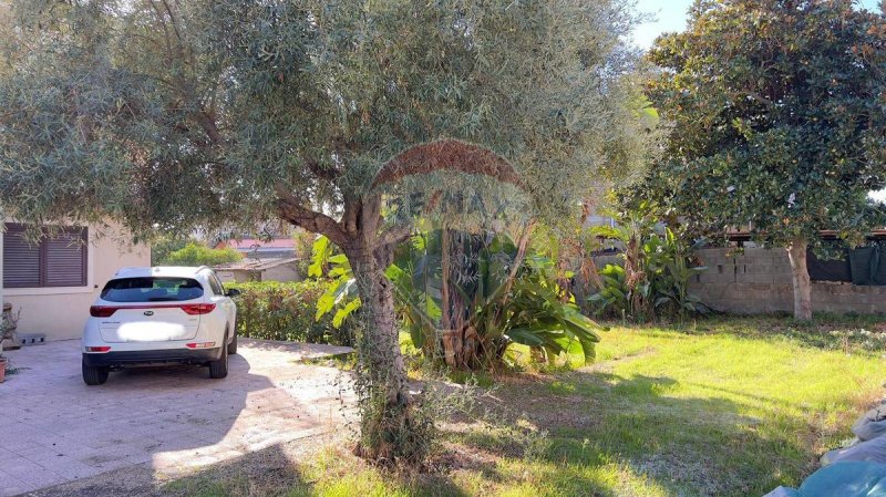 Особняк из двух квартир в Треместьери-Этнео