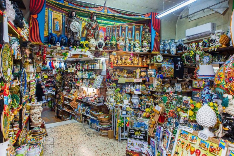 Zakelijk onroerend goed in Catanië