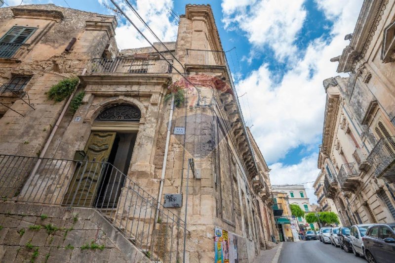 Квартира в Модика