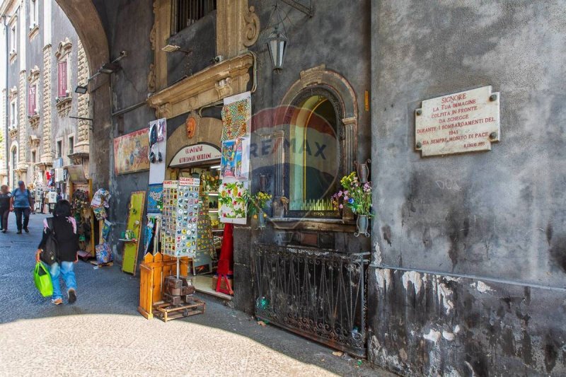 Inmueble comercial en Catania