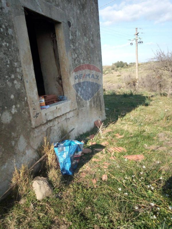 Сельскохозяйственный участок в Карлентини