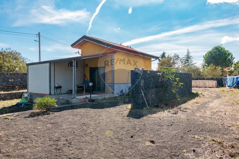 Casa independente em Nicolosi