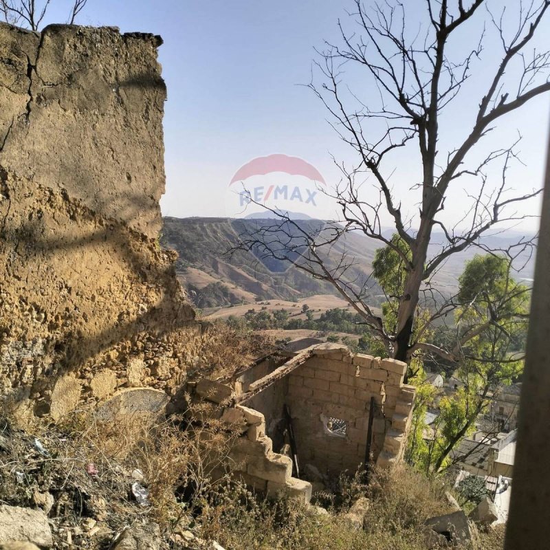 卡尔塔吉罗内乡间房屋