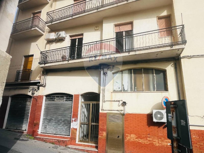 Inmueble comercial en Modica