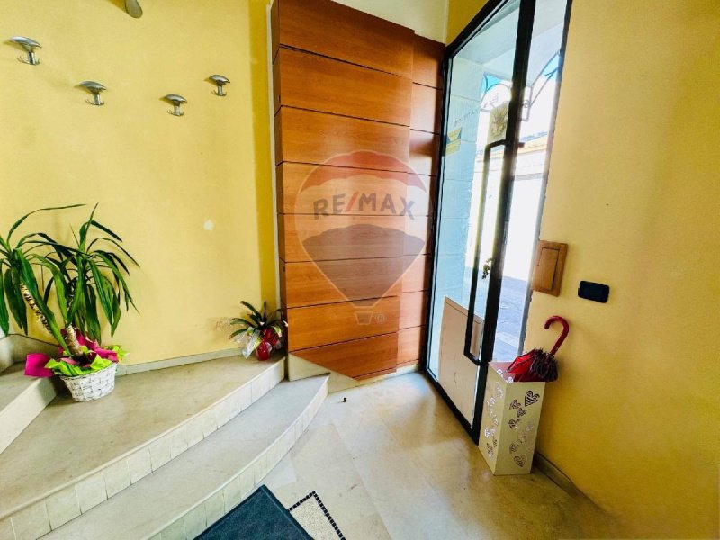 Commercial property in Vittoria