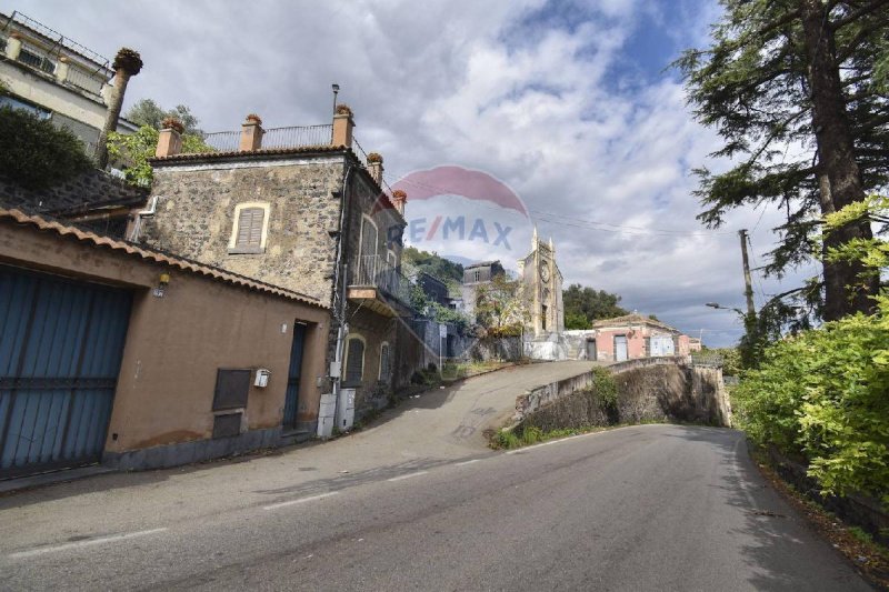 Huis op het platteland in Acireale