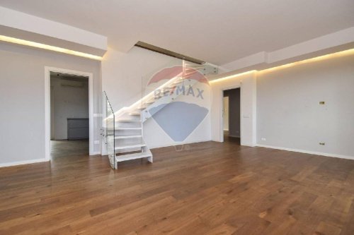 Чердак в Ачиреале