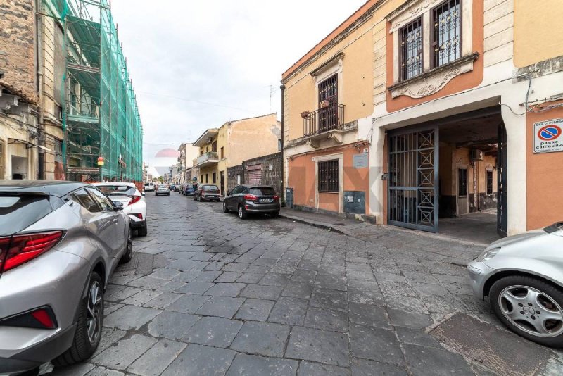 Zakelijk onroerend goed in Catanië