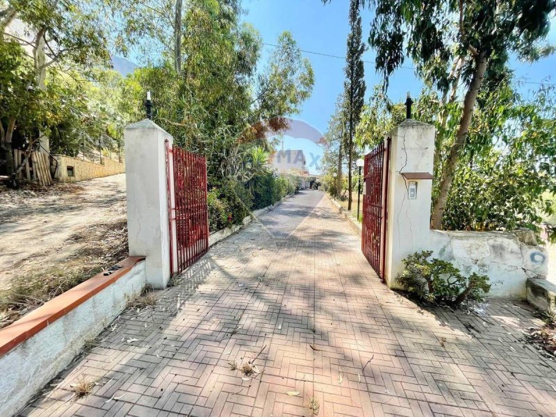 Вилла в Терразини