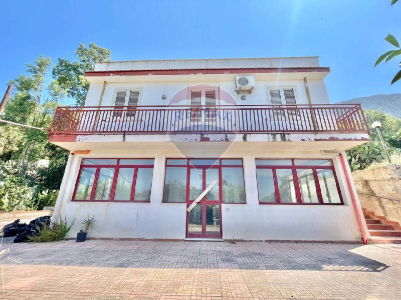 Вилла в Терразини