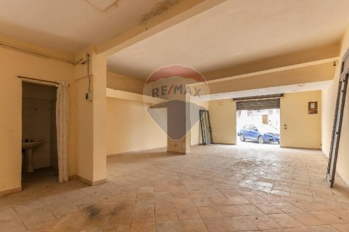 Inmueble comercial en Siracusa