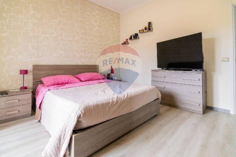 Квартира в Фьюмефреддо-ди-Сицилия