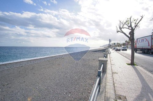 Apartamento em Roccalumera