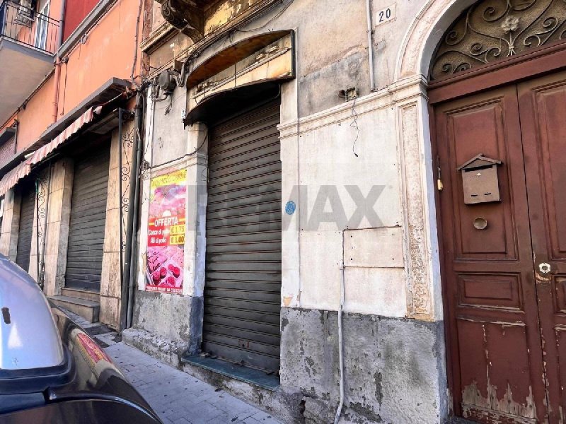 Zakelijk onroerend goed in Catanië