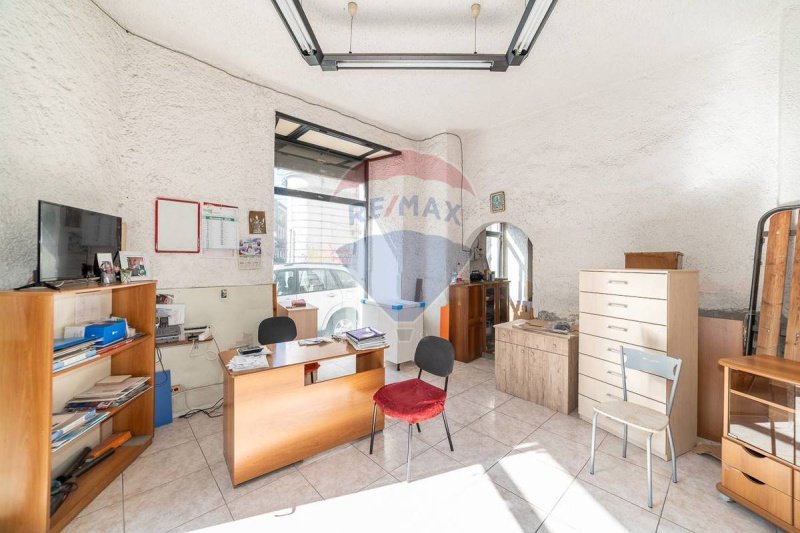 Edifício comercial em Catânia