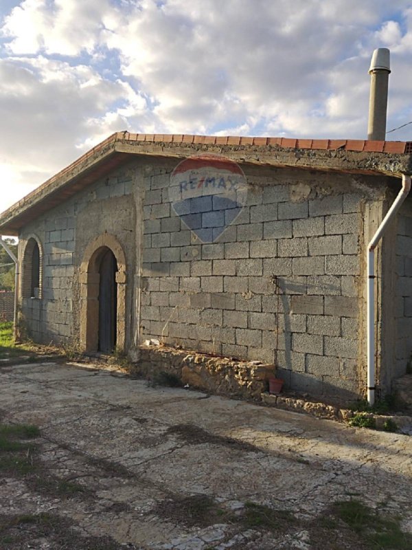 Villa a Mirabella Imbaccari