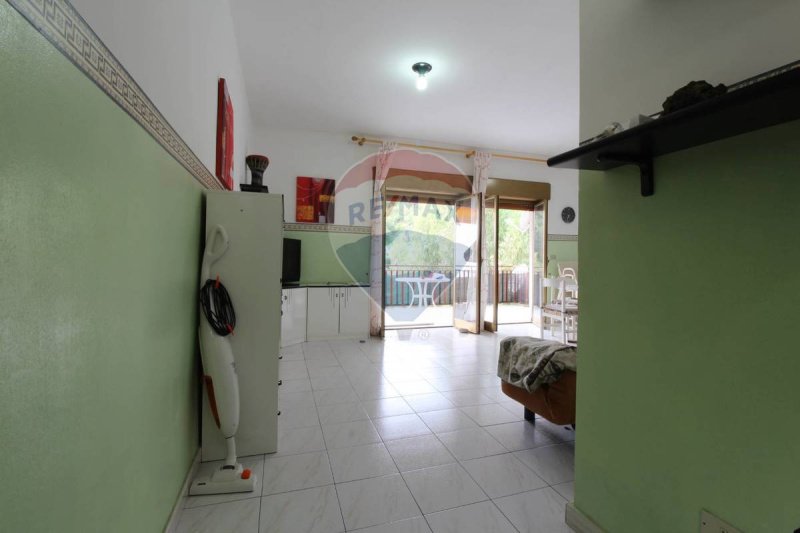 Lägenhet i Letojanni