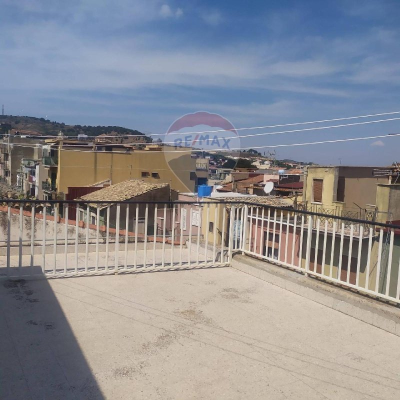 Wohnung in Militello in Val di Catania