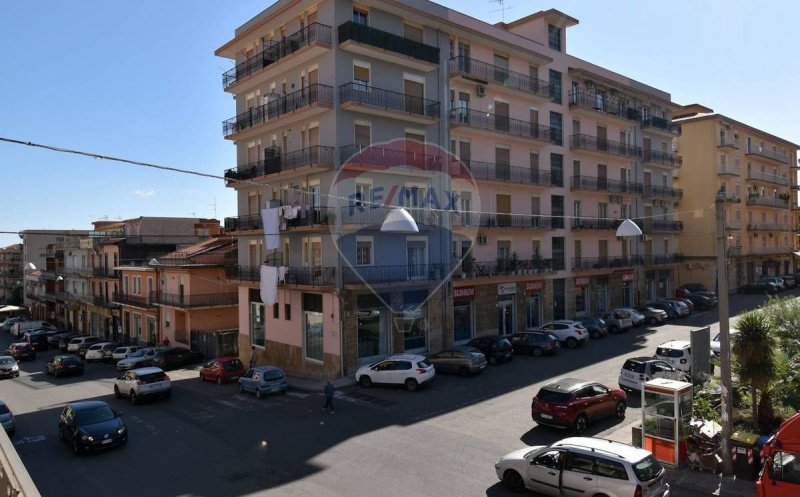 Local commercial à Giarre