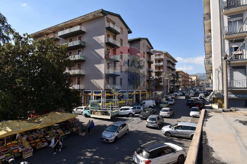 Local commercial à Giarre