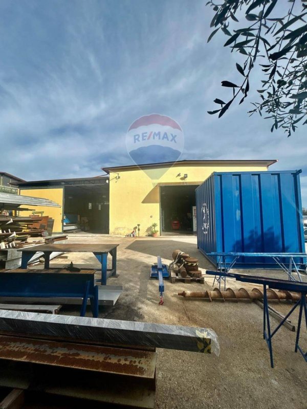 梅利利商业房产