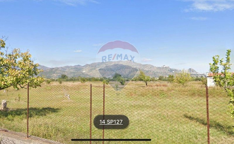 Terreno agrícola em Calatabiano