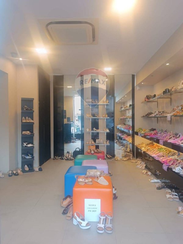 Gewerbeimmobilie in Acireale