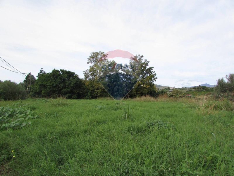 Landbouwgrond in Fiumefreddo di Sicilia