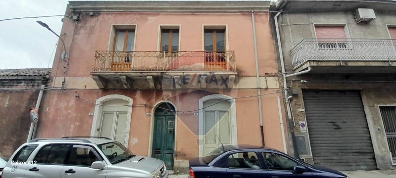 Casa indipendente a Fiumefreddo di Sicilia
