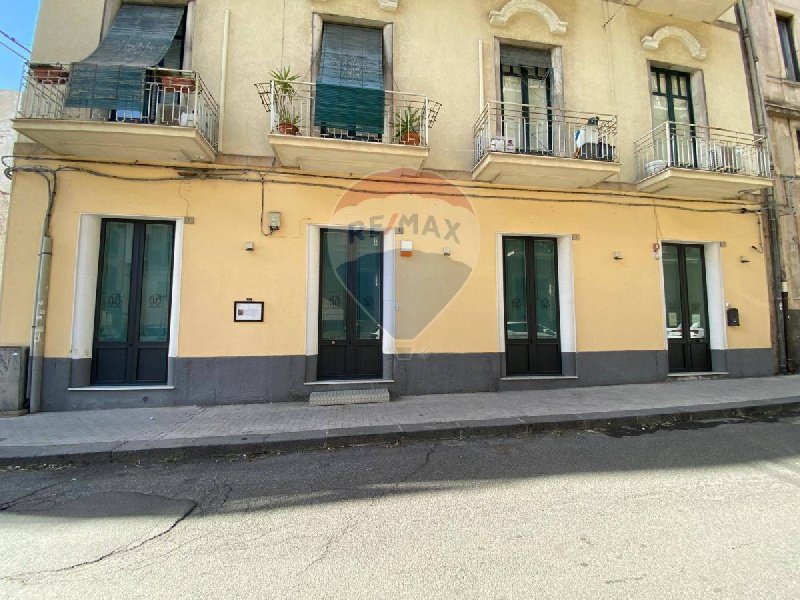 Inmueble comercial en Catania
