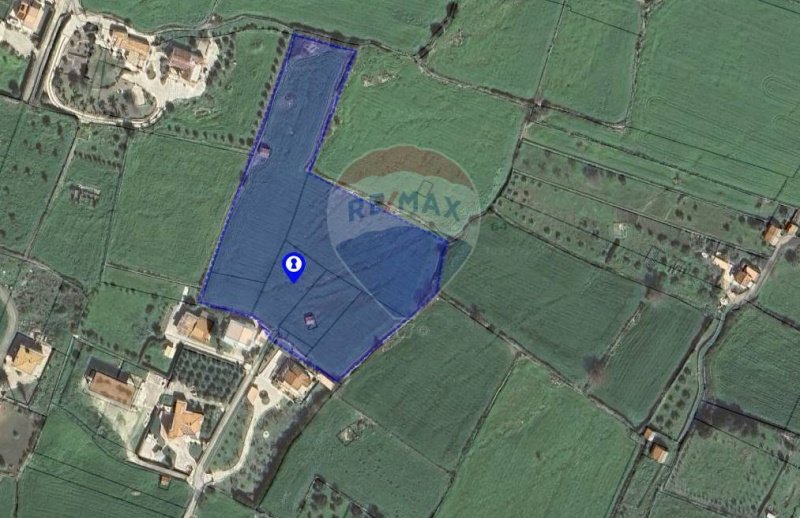 Building plot in Modica