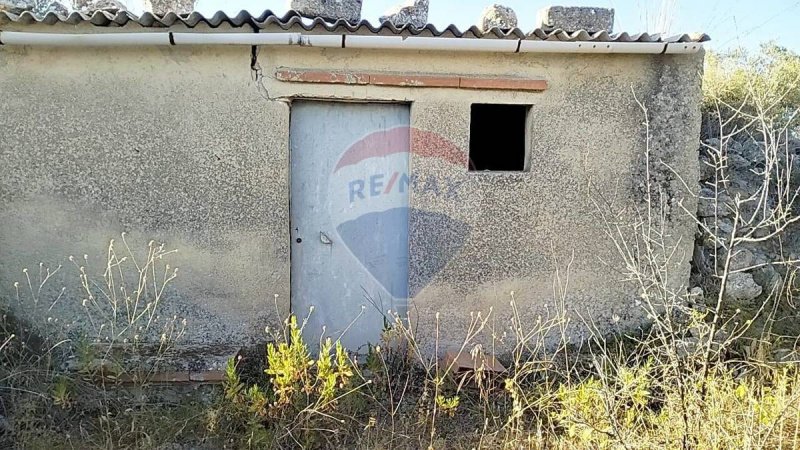 Terreno edificable en Licodia Eubea