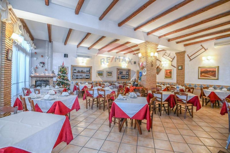 Inmueble comercial en Caltagirone