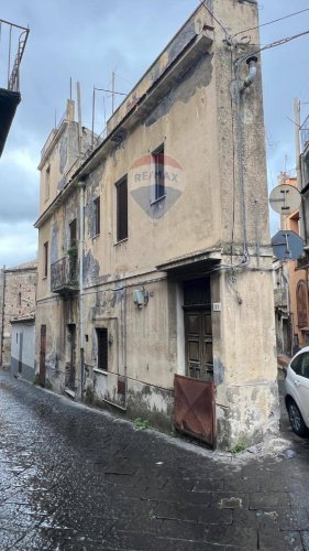 Casa indipendente a Bronte