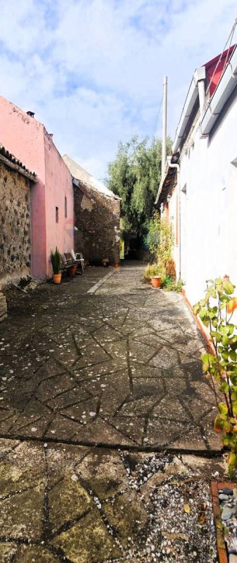 Hus på landet i Ragalna