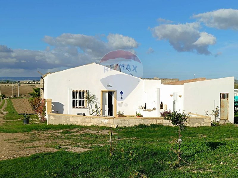 Villa in Pachino