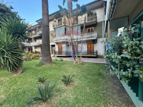 Apartment in Aci Catena