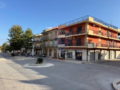 Edifício comercial em Priolo Gargallo