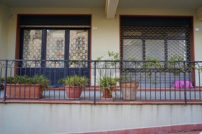 Commercial property in Enna
