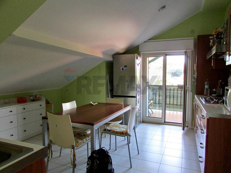 Appartamento a Aci Sant'Antonio