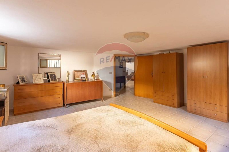 Vrijstaande woning in Rosolini