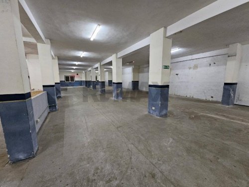 Kommersiell byggnad i Ragusa