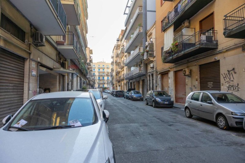 Zakelijk onroerend goed in Catanië