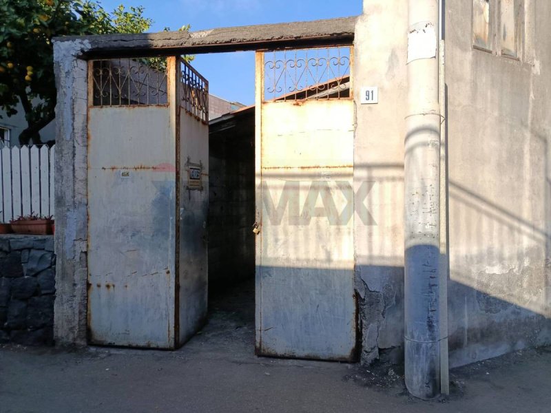 Vrijstaande woning in Aci Sant'Antonio