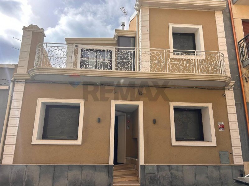 4 Bedrooms Detached house for sale in Aci Sant'antonio [796355] | Gate-away®