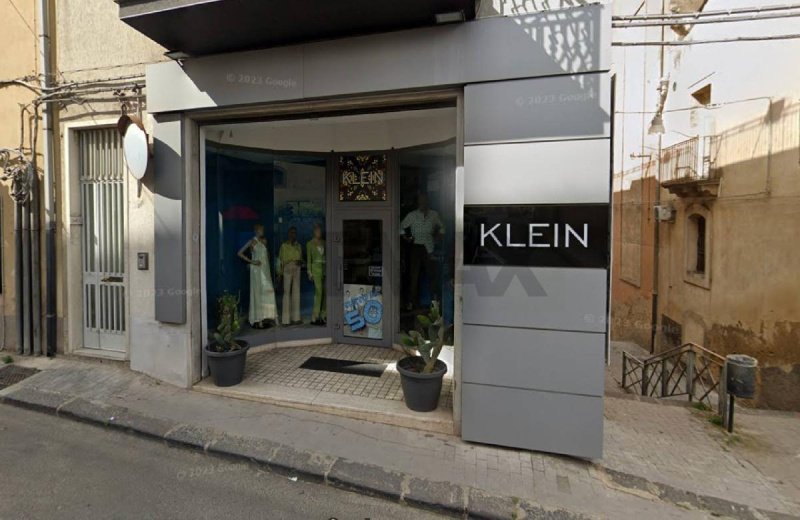 Коммерческая недвижимость в Кальтаджироне