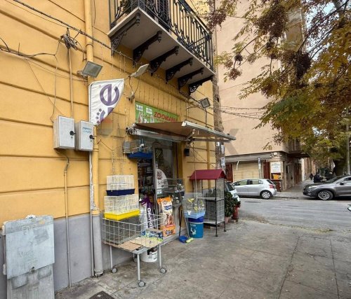 Edifício comercial em Palermo